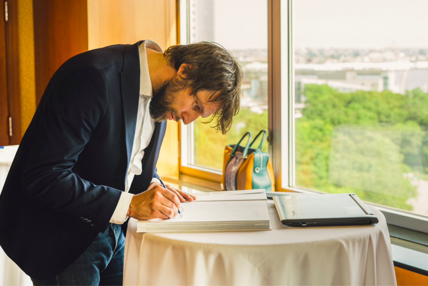 Pebble Beach - Luca Borgogno Sketching_low.png